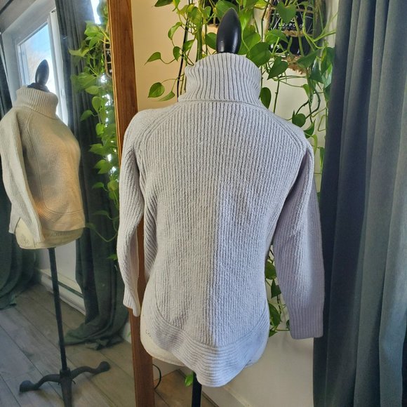 WILFRED FREE | Aritzia Asianna 100% Merino Wool Cream Turtleneck Sweater (M) - Picture 3 of 11